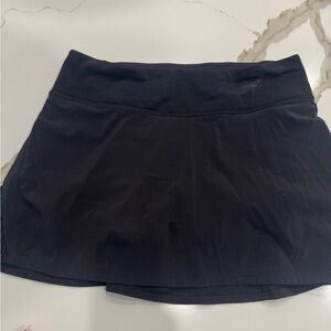 Lululemon play off the pleats  skirt black. 4